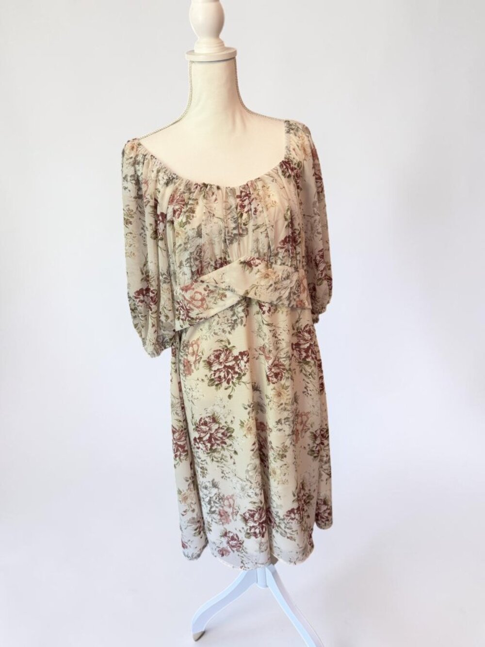 🌸 J. NNA Floral Dress | NWT | Size Large - Picture 2 of 12